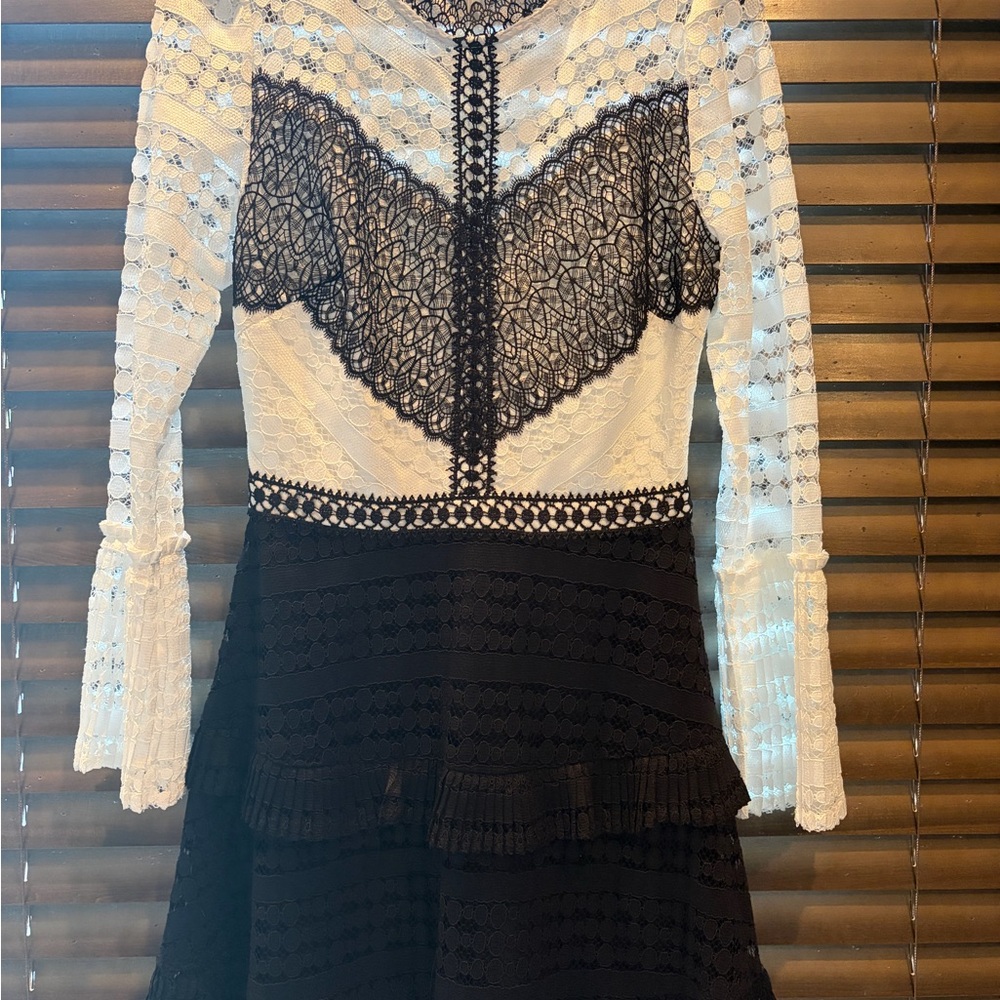 Gianni Bini Black and White Lace Long-Sleeve Dress